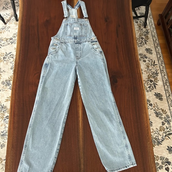 Levi's Vintage-Inspired Light Blue Denim Overalls Size XS - Picture 6 of 16